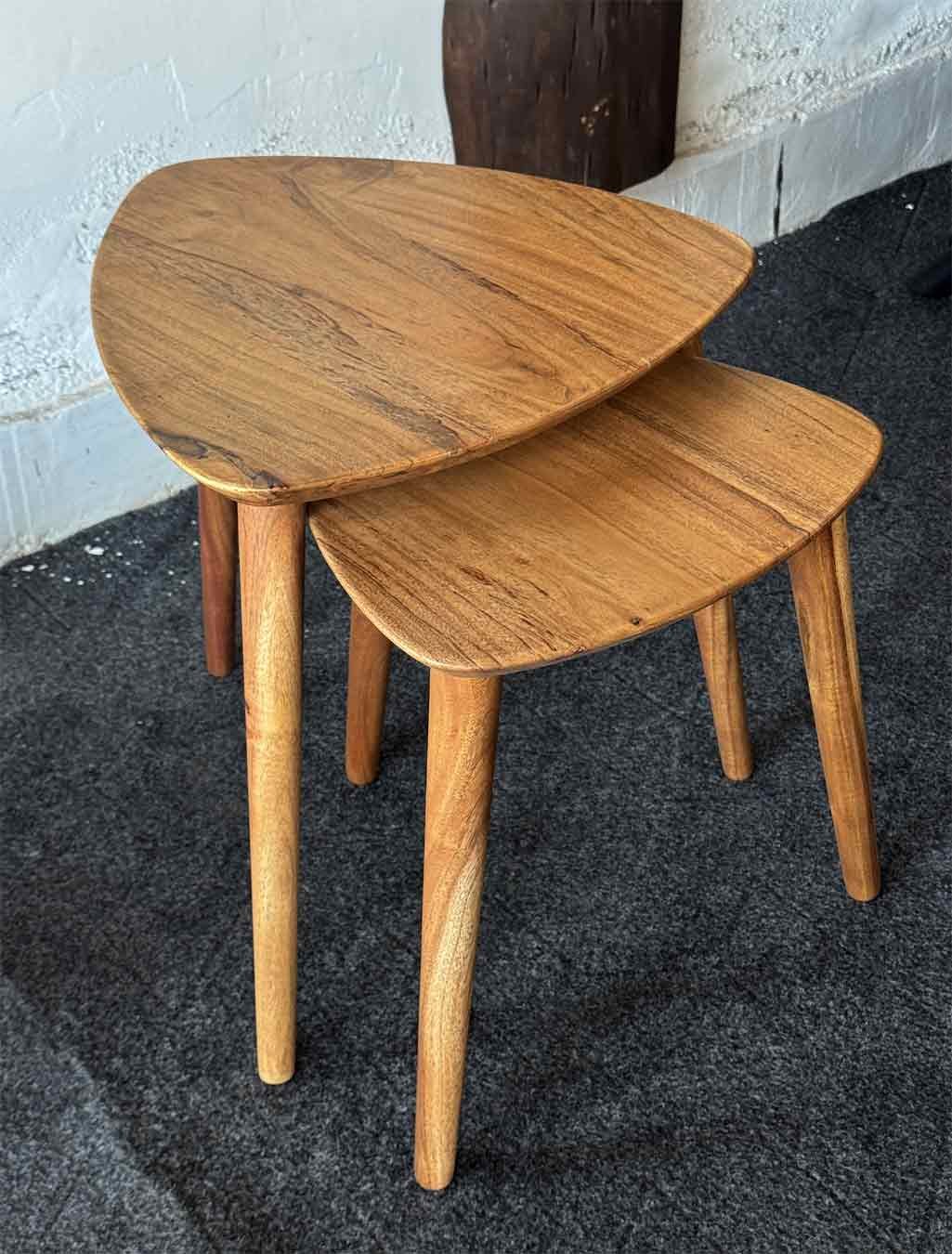 oval-shape-nesting-tables-with-cone-shape