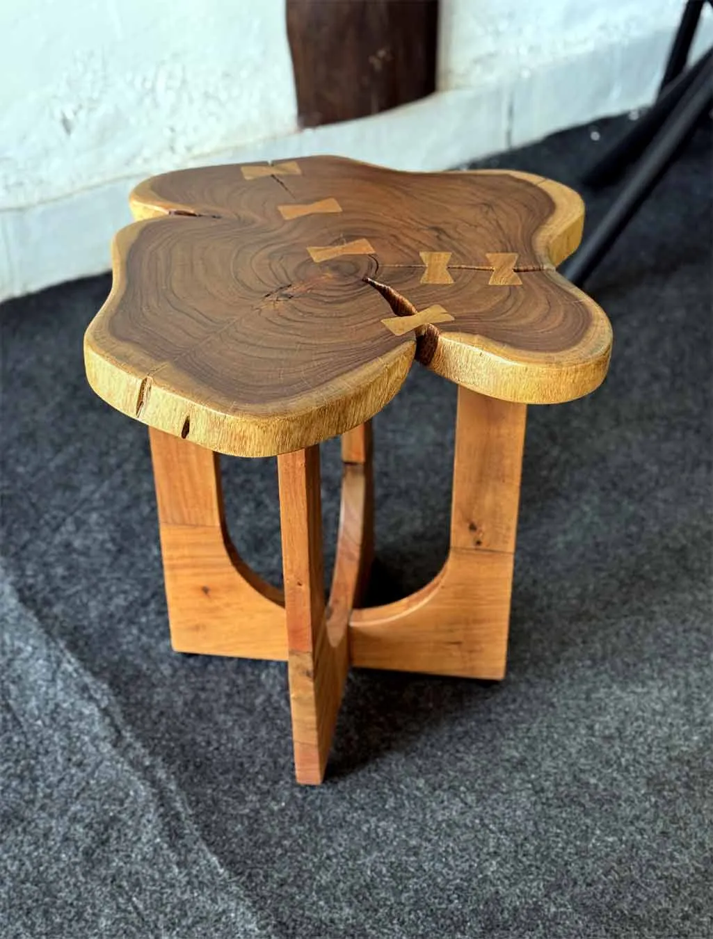 Unique round shape wooden center table
